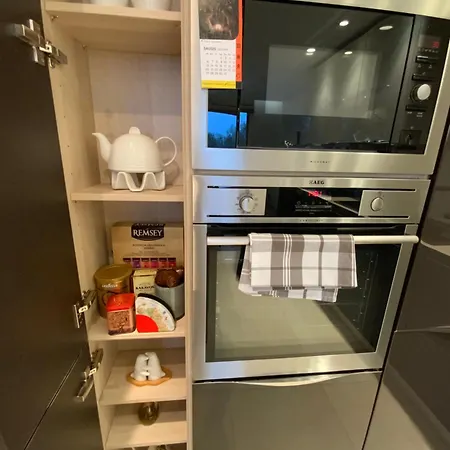 West Side * Ντρουσκινινκάι